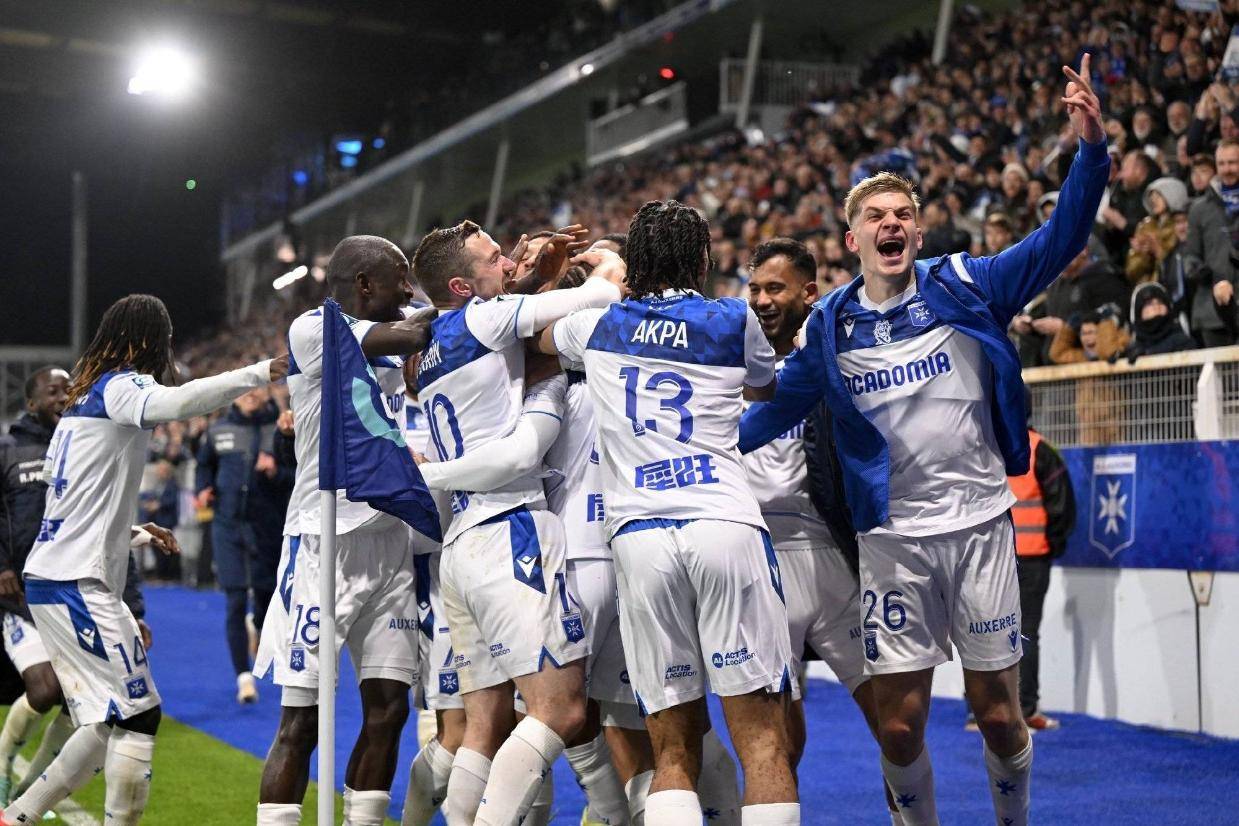 法甲欧塞尔vs里昂前瞻：欧塞尔盼借主场再胜里昂，里昂剑指三分巩固排名