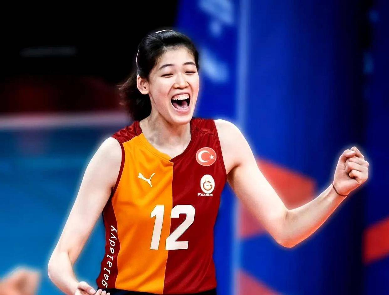 李盈莹留洋获批，加拉塔萨雷给出一年半的合同，还有两家意甲球队